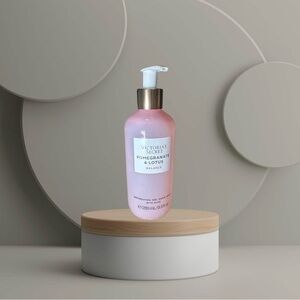 New, Never Used Victorias Secret Pomegranate & Lotus Balance Refreshing Gel Soap